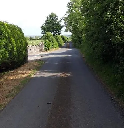 Relaxing Break At Coshel View Nyaraló