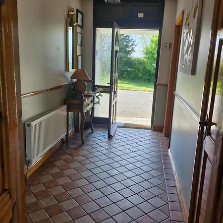 Relaxing Break At Coshel View