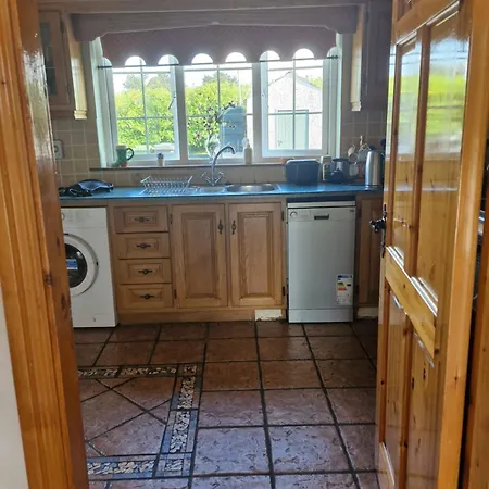 Relaxing Break At Coshel View Dom wakacyjny