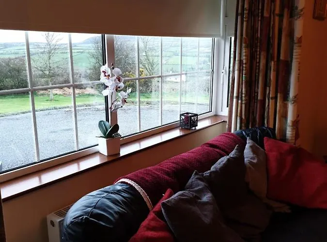 Relaxing Break At Coshel View