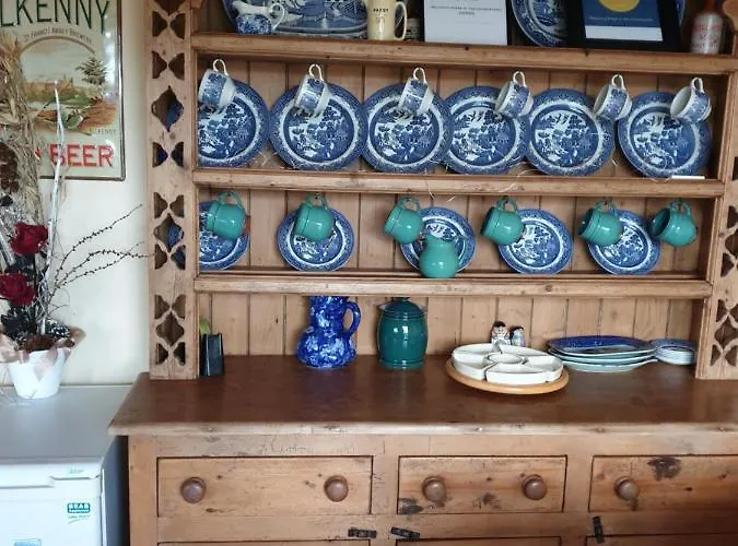 Relaxing Break At Coshel View