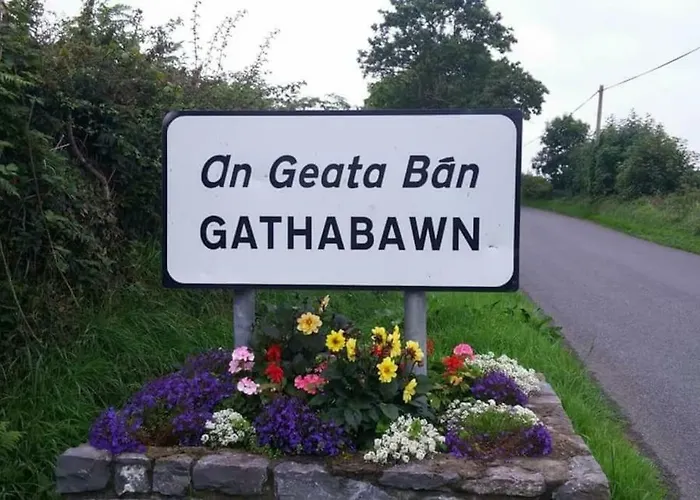 Relaxing Break At Coshel View *